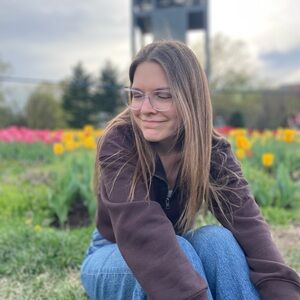 Meet your Posher, Abby